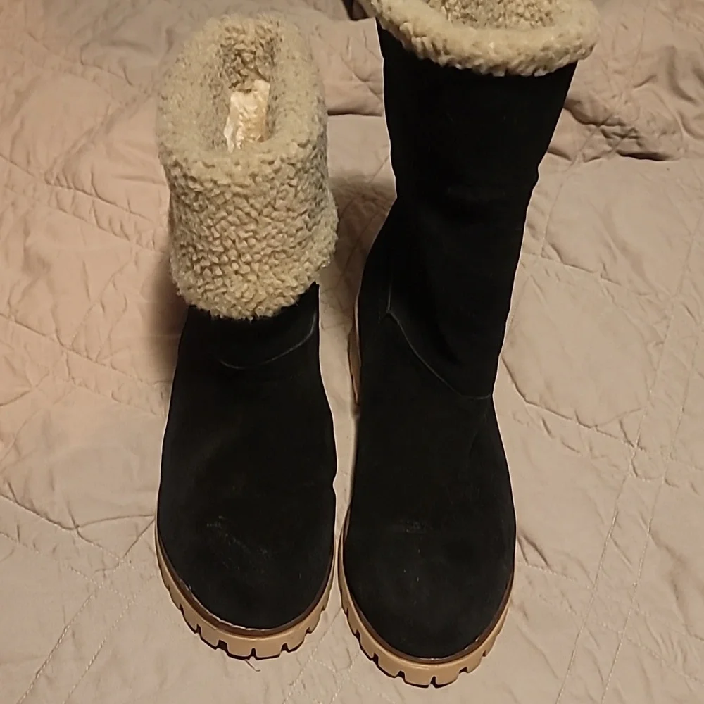 No brand size 8, short heel lined boots, worn once - Picture 2 of 6